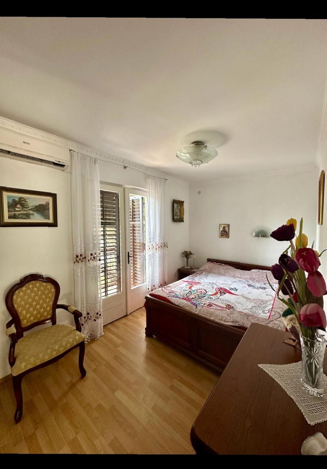 Apartment Botanicheskiy Sad Sutomore Kültér fotó